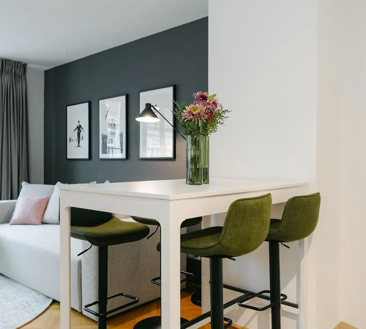 Nest Perfect For 2-4 Hip Area And Free Parking Apartment Vienna